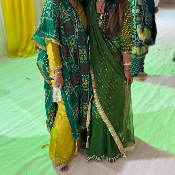 Selling this Pakistani styled dress! Worn once! - Picture 2 of 6